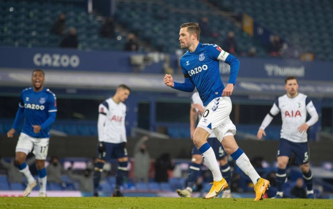 洛蒂避免牢 洛蒂避免牢